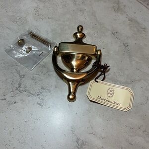 New Polished Solid Brass Door Knocker made in Spain, 8x 4 with hardware